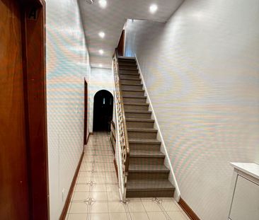 For Lease - 34 Ulster-1Bedrm Street, Toronto, Ontario - Photo 1