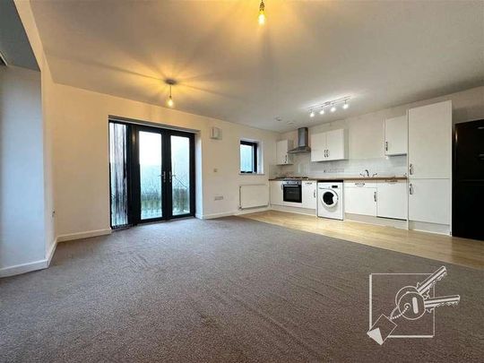 London Road, Maidstone, ME16 - Photo 1