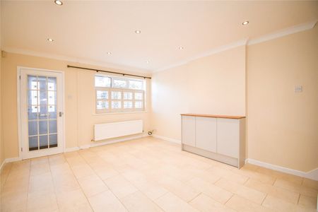 Kale Close, CH48 3LE, West Kirby - Photo 2