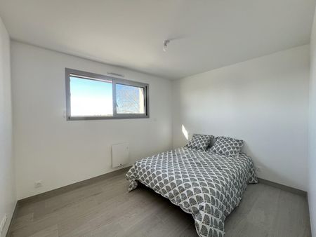 Location Appartement CREVIN - Photo 2