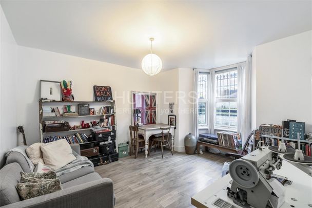 1 bedroom Flat To Let - Photo 1