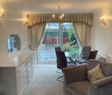 Ramsay Gardens, Romford, RM3 - Photo 6