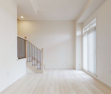 For Lease - 10 Seacoasts Circle, Vaughan, Ontario - Photo 5