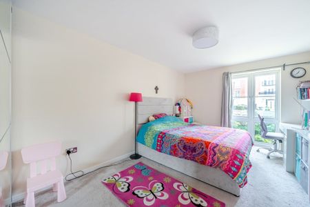 3 bedroom apartment to rent - Photo 5