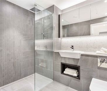 Wiverton Tower, Aldgate Place, 4 New Drum Street, E1 7AS - Photo 1