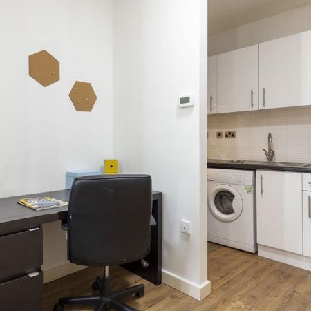 28 De Montfort Street Studios - Photo 3