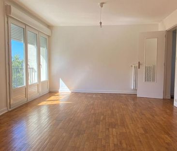 Location Appartement 4 pièces 73m² ST BRIEUC 22000 - Photo 2