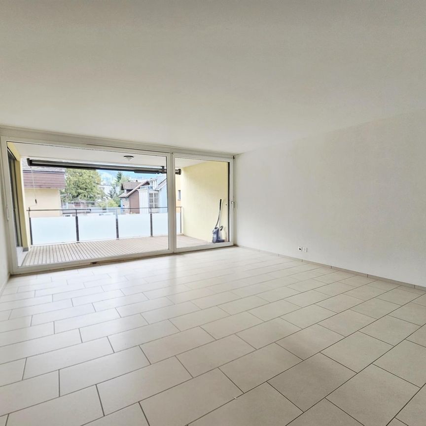 Helle und moderne 4½-Zimmer-Wohnung an zentraler Lage - Photo 1