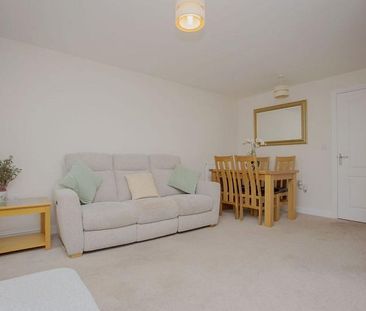 2 bedroom terraced house to rent - Photo 3