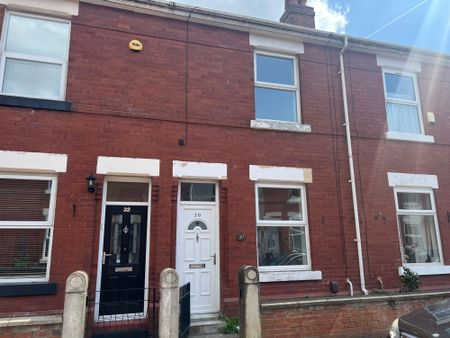 Albert Avenue, Manchester, M41 9BE - Photo 4