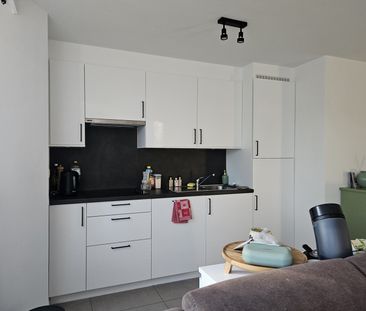 Gerenoveerd appartement met 2 slaapkamers - Foto 5