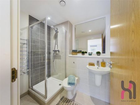 2 bedroom flat to rent - Photo 4