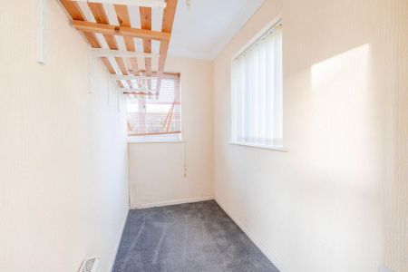 4 bedroom detached house to rent - Photo 5