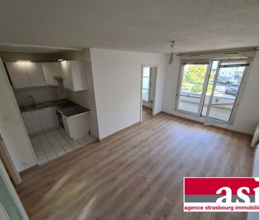 Grand 1 pièce avec terrasse - parking & cave - Photo 3