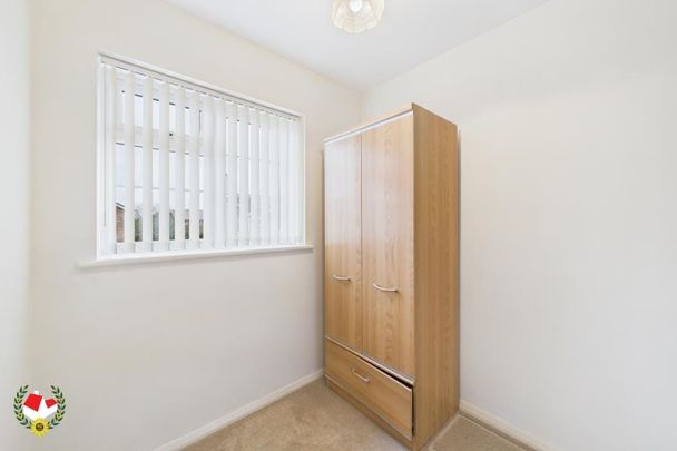 Fieldfare, Abbeydale, Gloucester - Photo 1