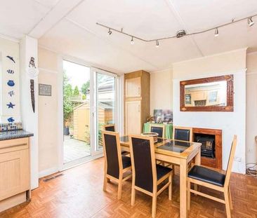 Waverley Avenue, Twickenham, TW2 - Photo 3