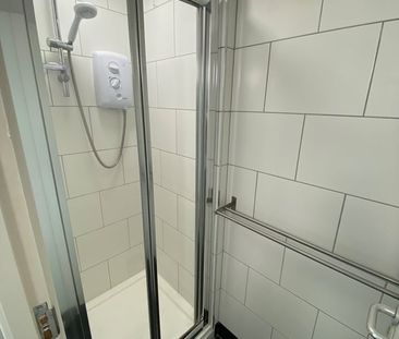 Room in a Shared House, Aston Court, NG7 - Photo 4