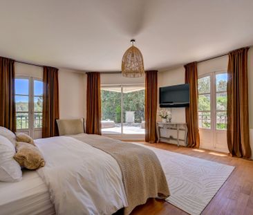 Location Maison Aix-en-Provence 17 Pièces 660 m² - Photo 5