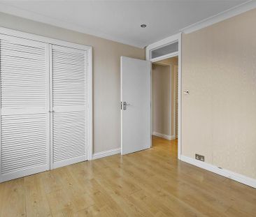 4 bedroom detached house to rent - Photo 5