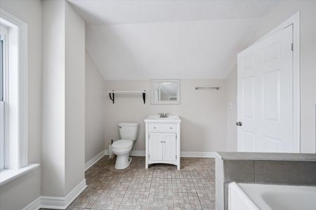 For Lease - 26 Bergey Street Unit# 1, Cambridge, Ontario - Photo 5