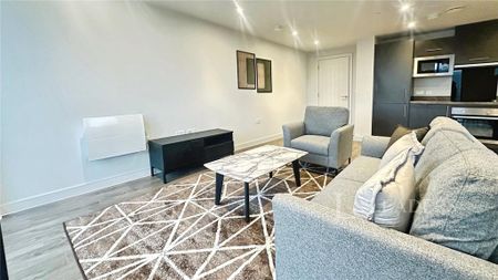 2 bedroom flat to rent - Photo 2