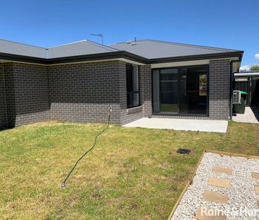 Cosy 1 Bedroom Duplex - Photo 3