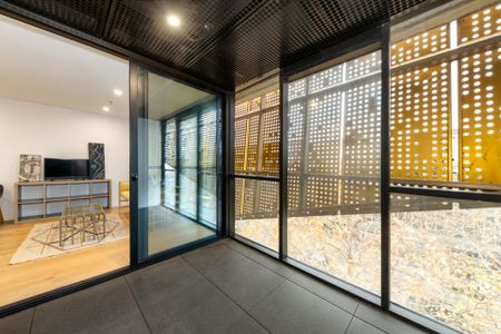 Modern and Stylish Furnished Apartment! - Photo 2