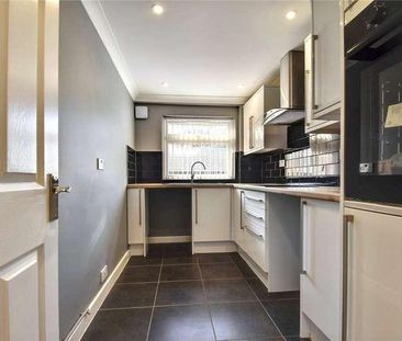 Willow Court, Droitwich Spa, Worcestershire, WR9 - Photo 6