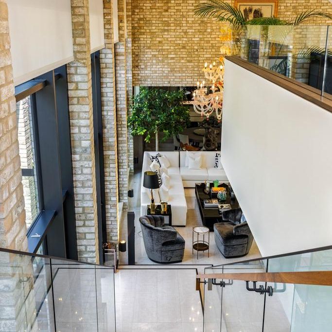 5 bedroom detached house to rent - Photo 1