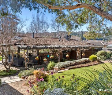 Three Bedroom Home With Beautiful Landscaped Gardens - Photo 1