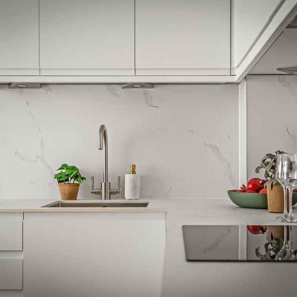 Golden House, Guildford, GU1 - Photo 1