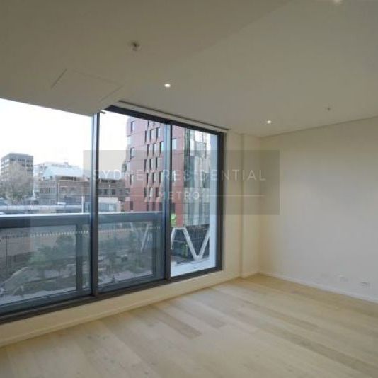 Huge One Bedroom Apartment - Darling Square St Leon - Photo 1