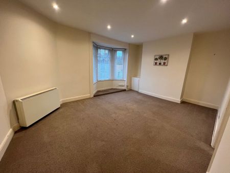 2 Bedroom Flat / Apartment - Cranbury Road, Eastleigh - Photo 5