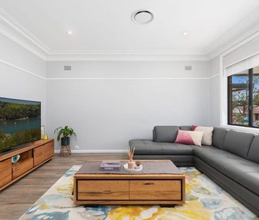 TASTEFULLY RENOVATED HOME IN PEACEFUL LOCATION - Photo 6