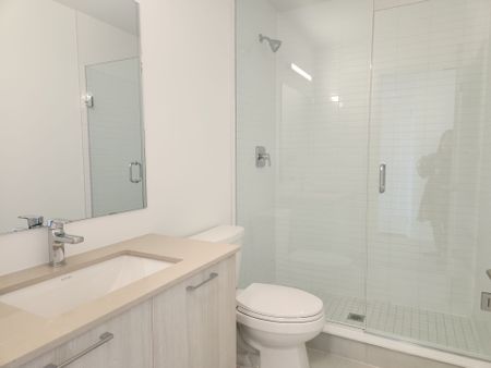 For Lease - 3250 Carding Mill Trail Unit# 429, Oakville, Ontario - Photo 2