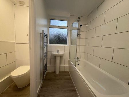 4 bedroom house to rent - Photo 2