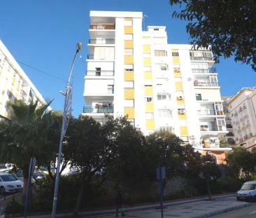 Alquiler de piso en Sierra de Estepona-Avda de Andalucia - Photo 4