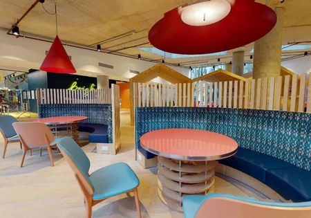 Gold 2 Bed Apartment - Photo 4