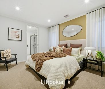 Ex-Display Luxury Home with Five Private Suites & Multiple Living Areas - Photo 1
