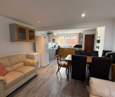 Springfield, Derby, DE23 - Photo 4