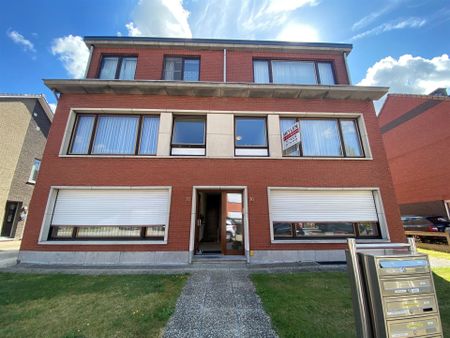 Gezellig 2 slpk appartement met ruim terras en garagebox in een doodlopende straat! - Foto 2