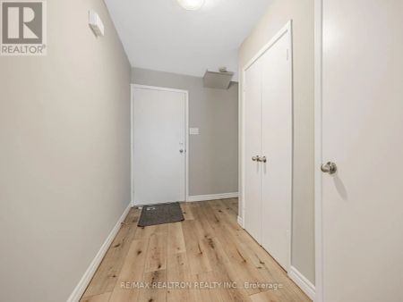 394 EATON PLACE - Photo 3