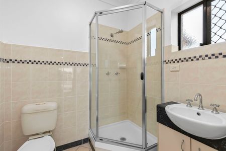 SPACIOUS UNIT IN THE HEART OF KELVIN GROVE - Photo 3