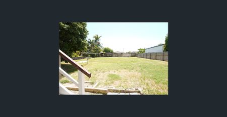 Charming Queenslander in Prime North Ward Location - Photo 2