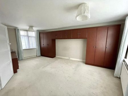 4 bedroom house to rent - Photo 2