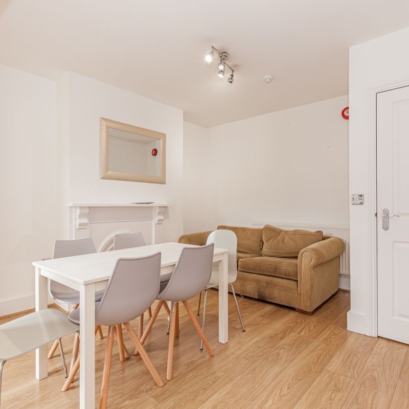 London Place, East Oxford - Photo 1