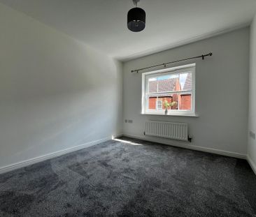 3 bedroom end of terrace house to rent - Photo 5