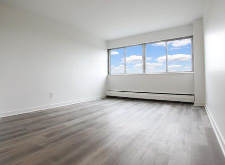 Appartement à louer - Montréal (Côte-des-Neiges/Notre-Dame-de-Grâce) (Côte-des-Neiges) Appartement à louer - Montréal (Côte-des-Neiges/Notre-Dame-de-Grâce) (Côte-des-Neiges) - Photo 4