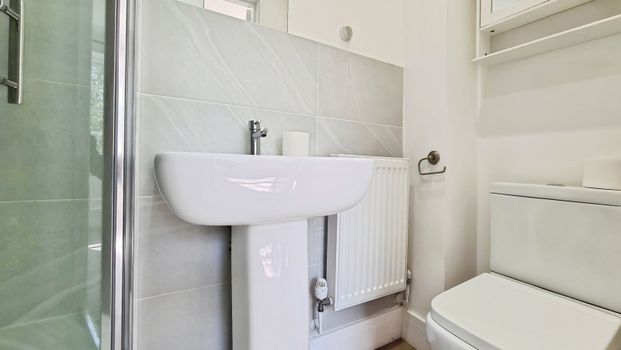 4 bedroom house to rent - Photo 1