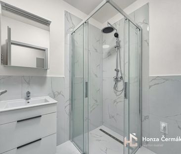 Pronájem bytu 1+kk 38 m² - Fotografie 2